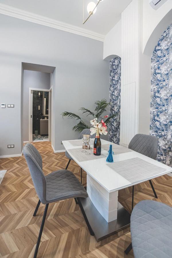 Luxury Gold 2 Bedroom Apartment Budapest Exterior foto